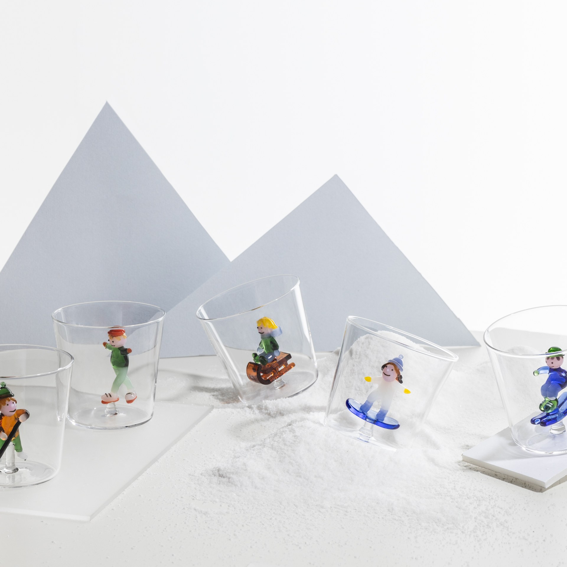 Ichendorf Склянка Дитина на лижах SNOW GAMES, 8 см