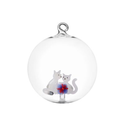 Ichendorf Ялинкова куля білі коти з блакитним подарунком TABBY CAT CHRISTMAS EDITION