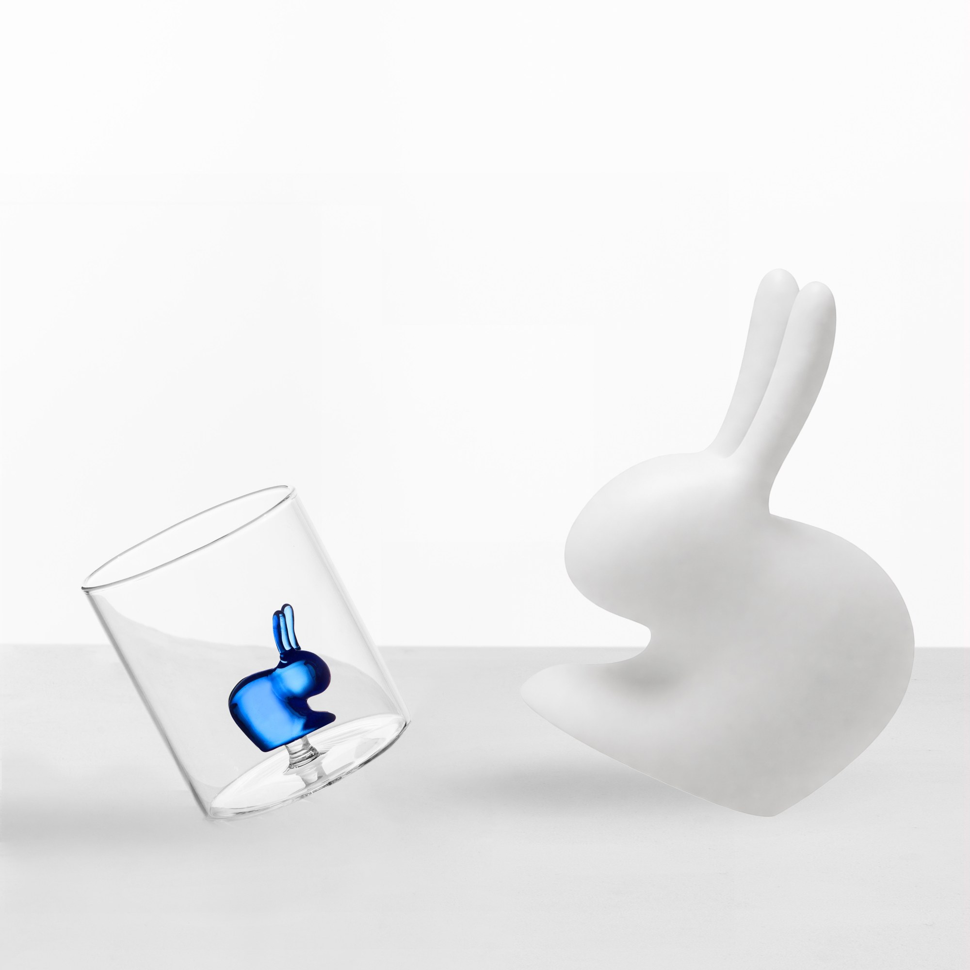 Ichendorf Склянка синій кролик QEEBOO RABBIT