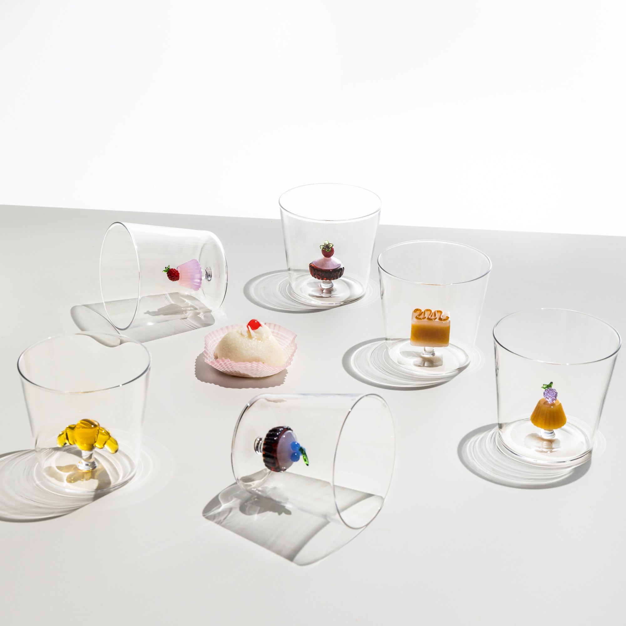 Ichendorf Склянка полуничний торт PATISSERIE